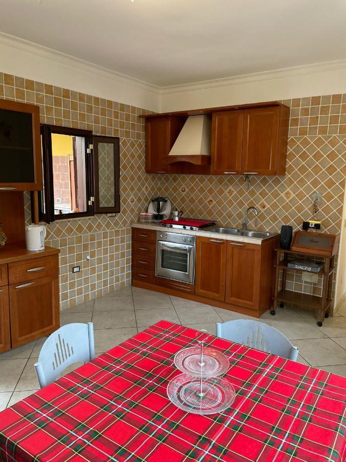 Апартаменты La Casa Di Mamma Неаполь Экстерьер фото